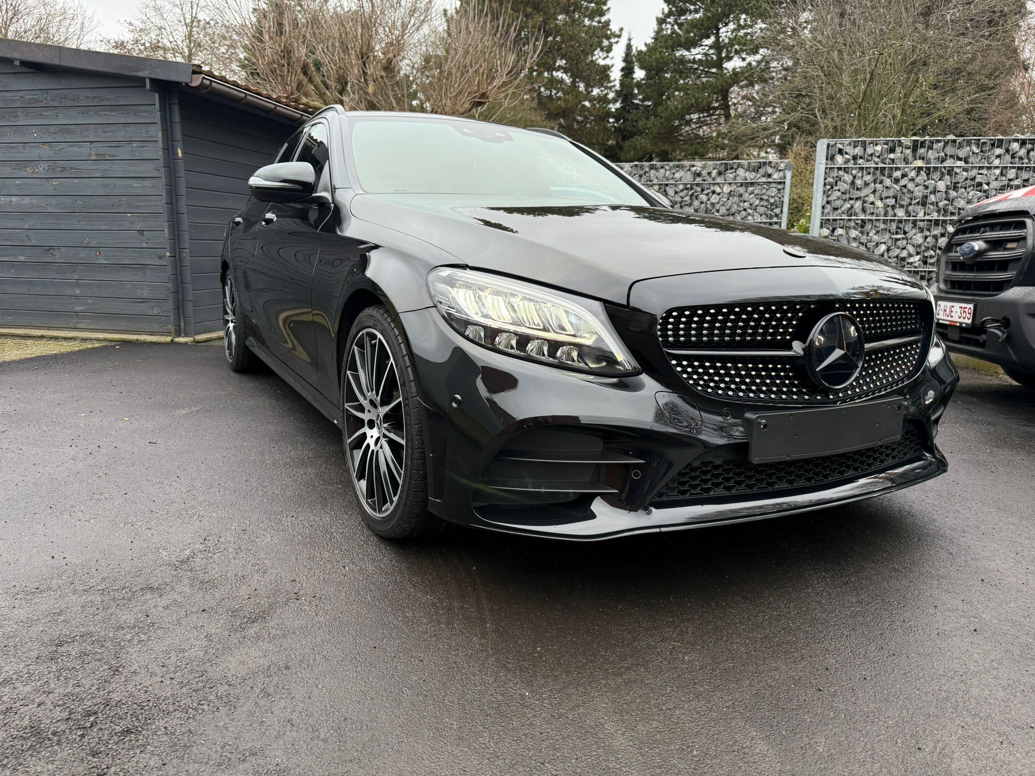 Mercedes-Benz C200 AMG LINE